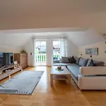 Tinney * Kössen