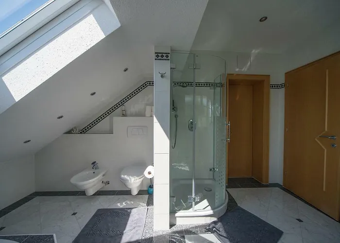 Tinney Διαμέρισμα *